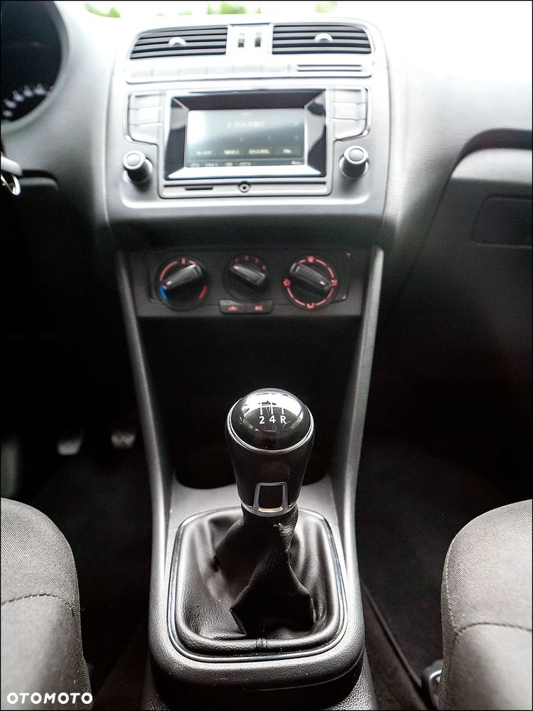 Volkswagen Polo - 26