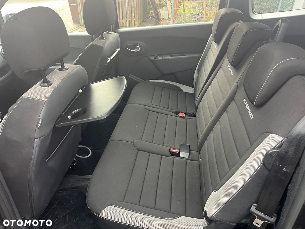 Dacia Lodgy 1.5 Blue dCi Stepway S&S - 11