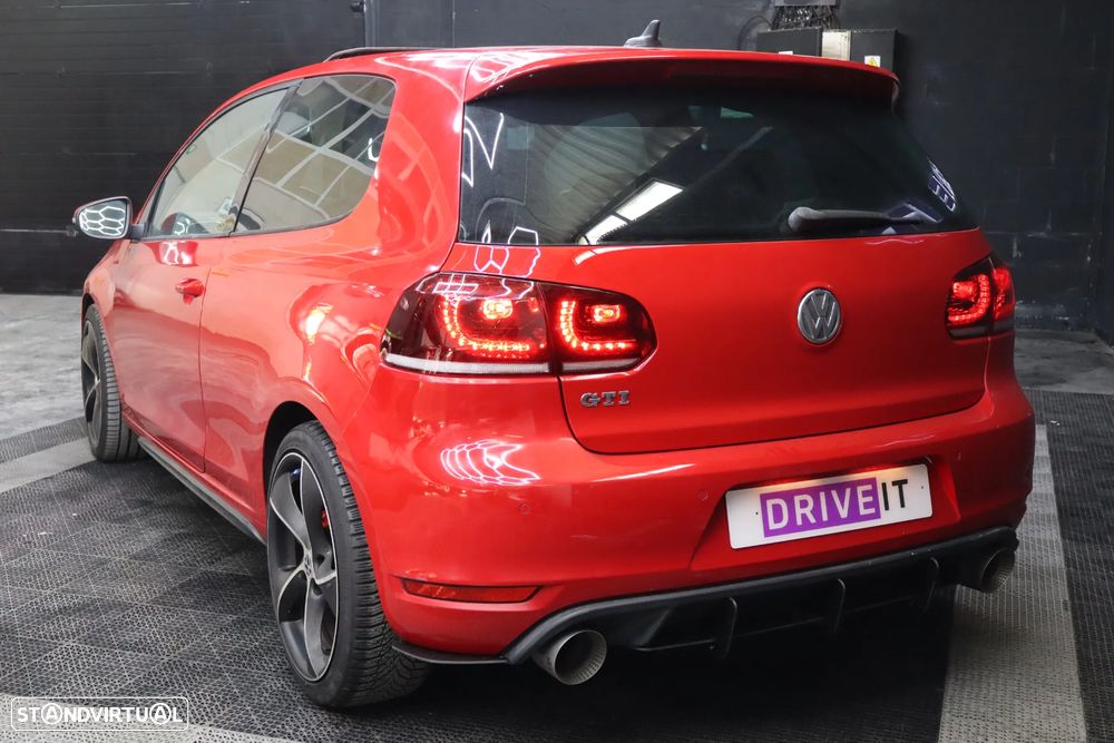 VW Golf - 22