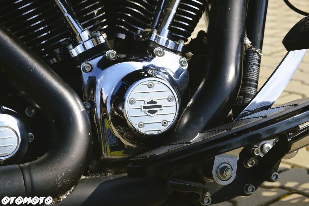 Harley-Davidson Touring Road King - 16