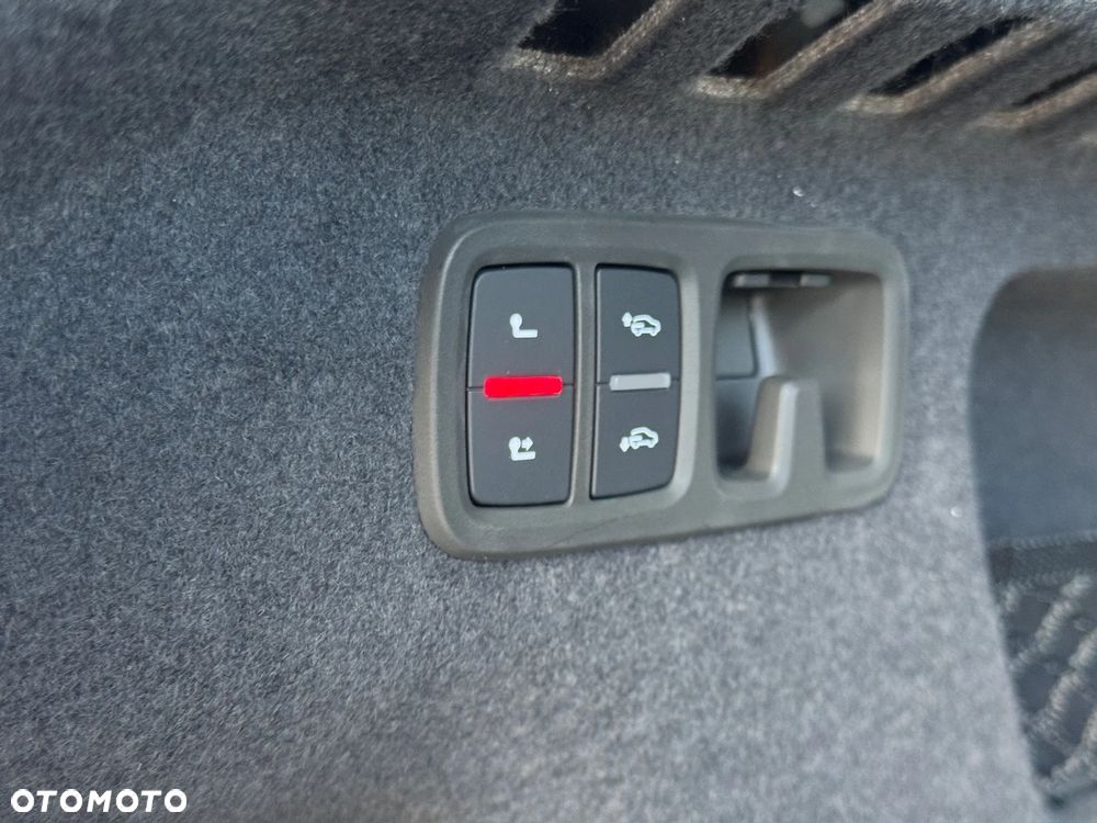 Audi Q8 TDI mHEV 210 kW Quattro Tiptronic - 33