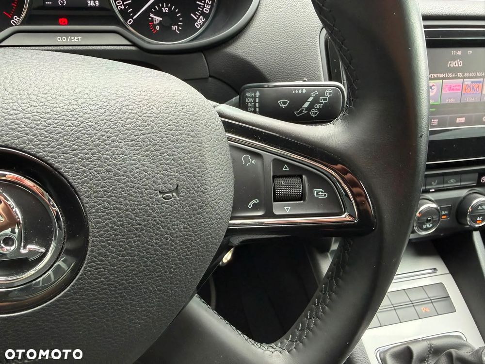 Skoda Octavia 1.4 TSI Ambition - 28