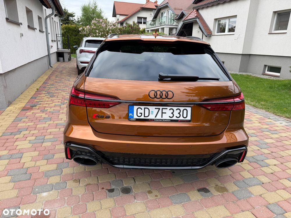 Audi RS6 Avant - 8