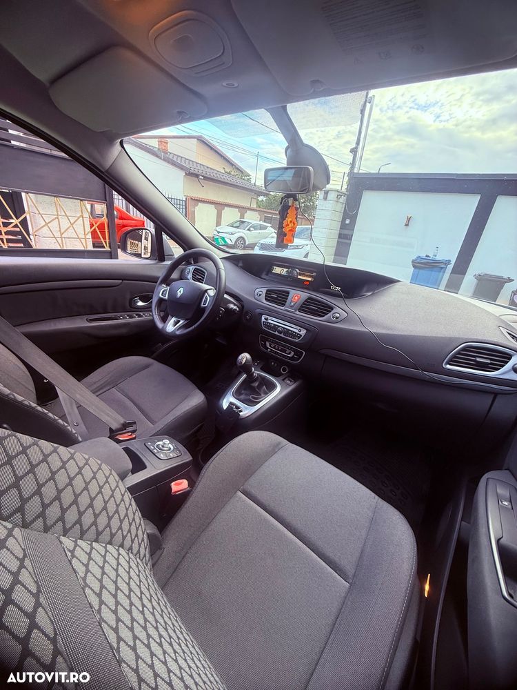 Renault Scenic Xmod 1.6 dCi Privilege - 15