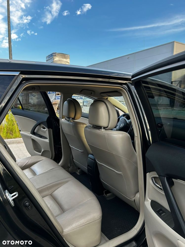 Toyota Avensis 2.0 Premium EU5 MS - 14