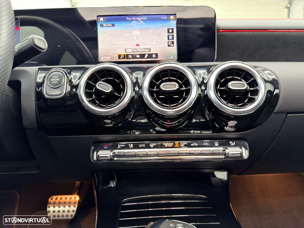 Mercedes-Benz CLA 250 e Shooting Brake AMG Line - 31