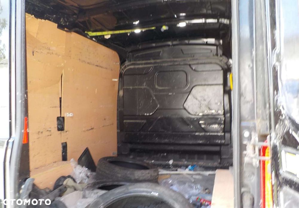 Ford Transit - 16