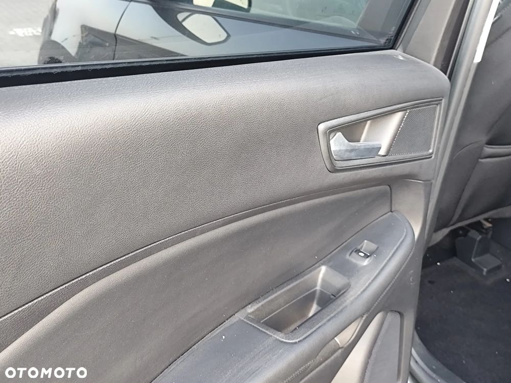 Ford Edge - 23