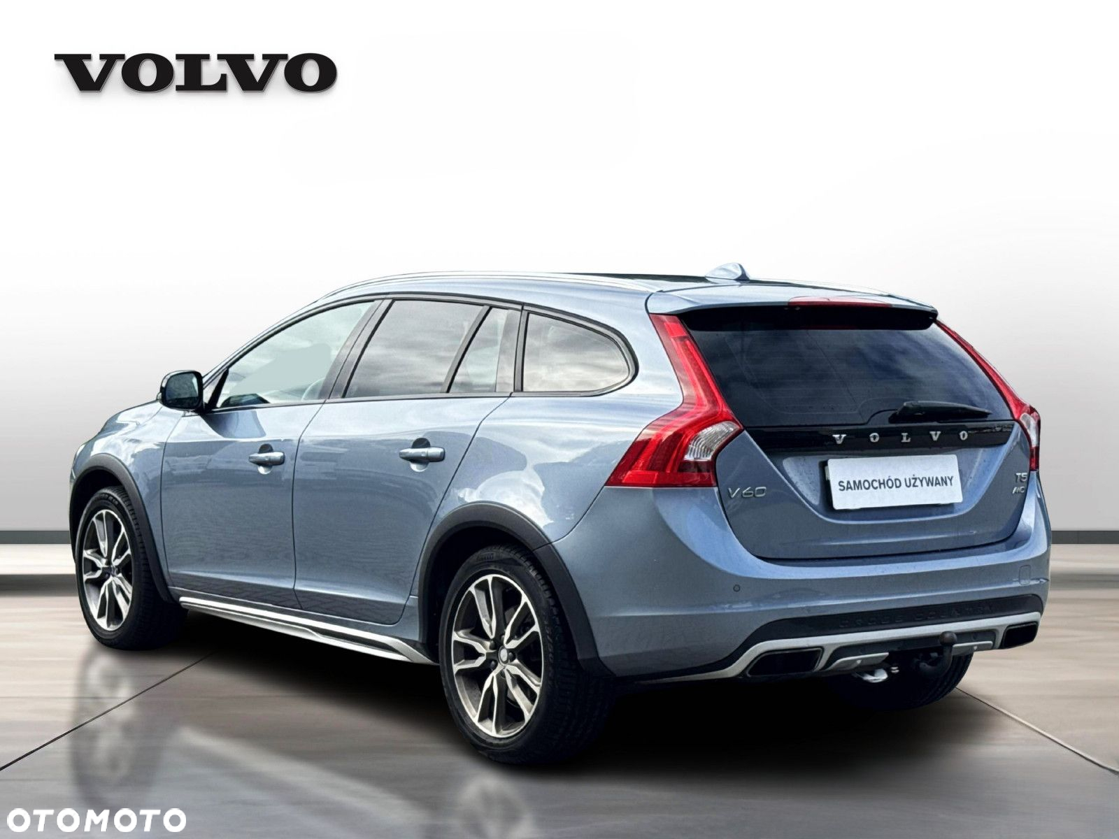Volvo V60 Cross Country - 3