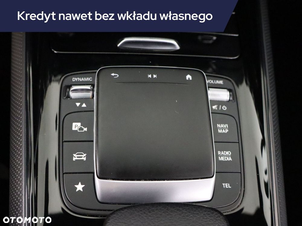 Mercedes-Benz GLA - 19