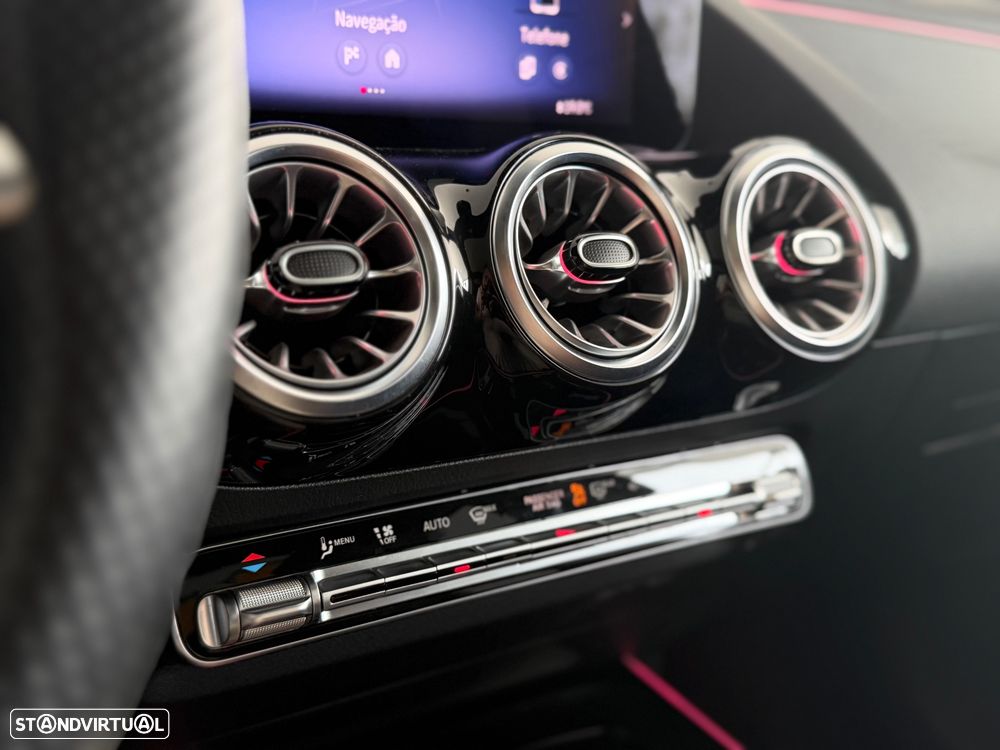 Mercedes-Benz EQA 250+ AMG Line - 31