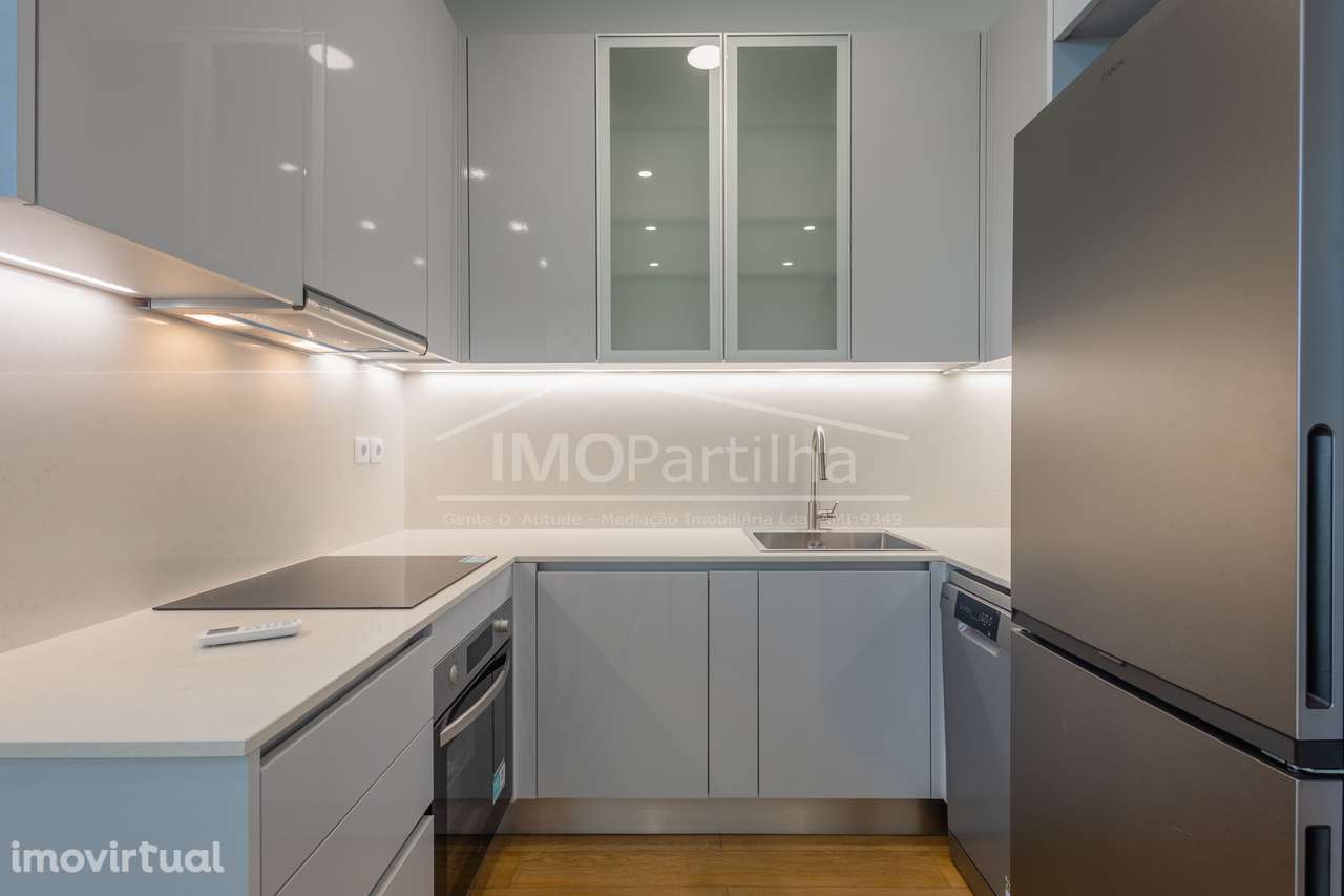 Apartamento T2 Remodelado C/ Terraço em Mira Sintra - Agualva - Grande imagem: 4/20