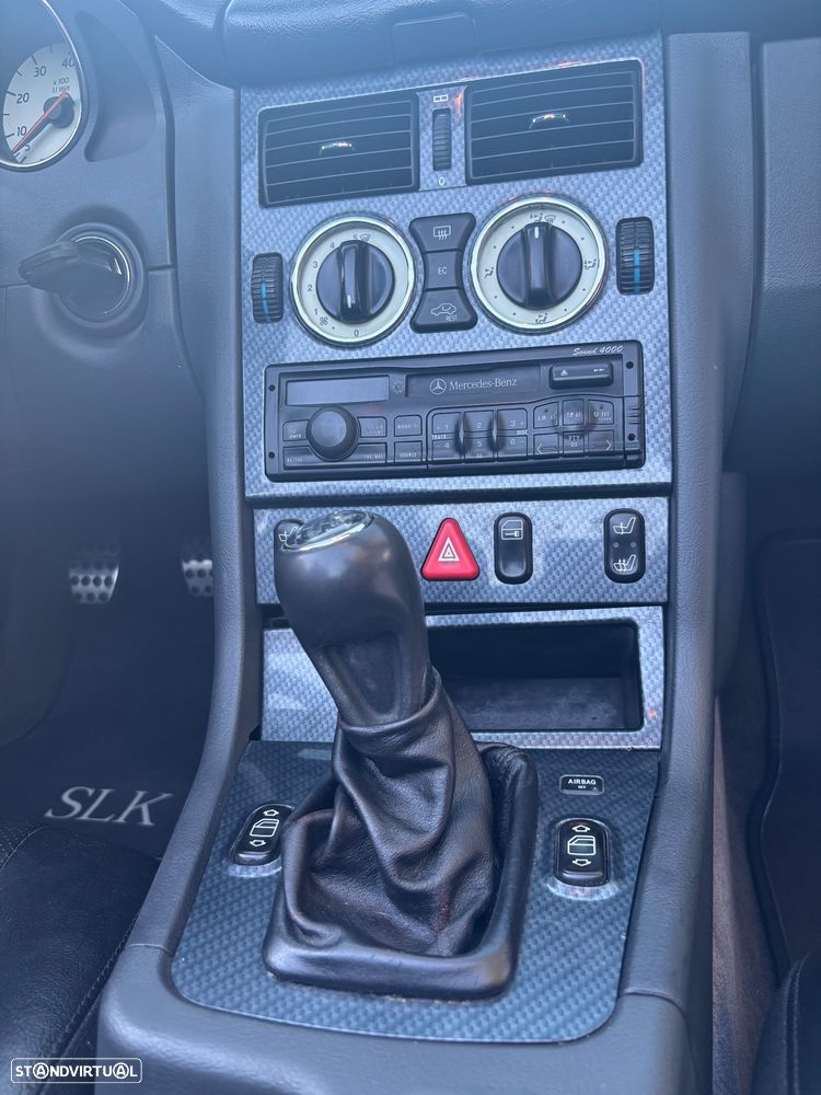 Mercedes-Benz SLK 200 Standard - 27