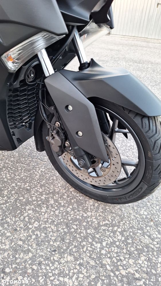 Yamaha X-max - 28