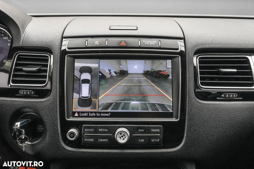 Volkswagen Touareg 3.0 V6 TDI SCR Blue Motion DPF Automatik Terrain Tech Executive Edition - 21