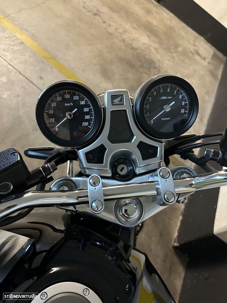 Honda CB 1100RS - 11