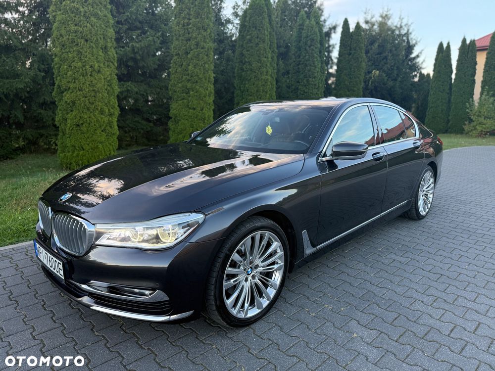 BMW Seria 7 730d xDrive - 28