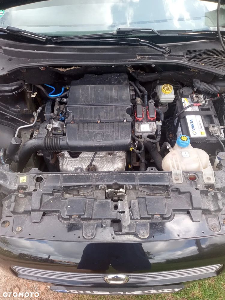 Fiat Grande Punto 1.4 8V - 14