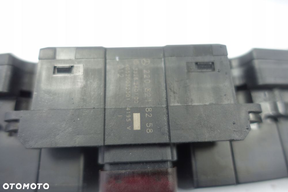 Mercedes W220 PRZEŁĄCZNIK ŚWIATEŁ AWARYJNYCH - 5
