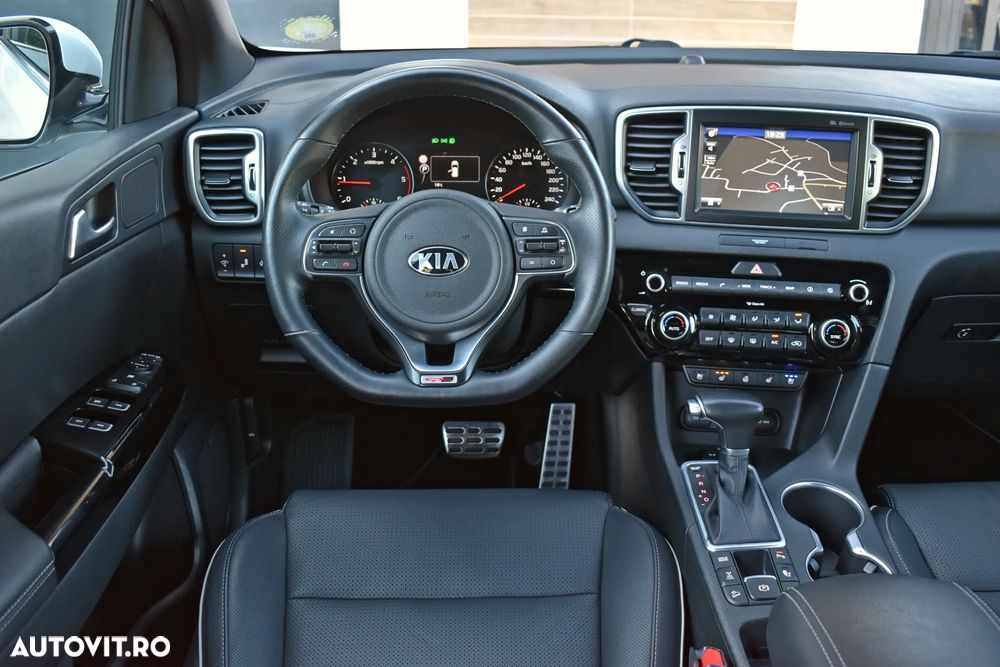 Kia Sportage 2,0 CRDI AWD Aut. GT Line - 6