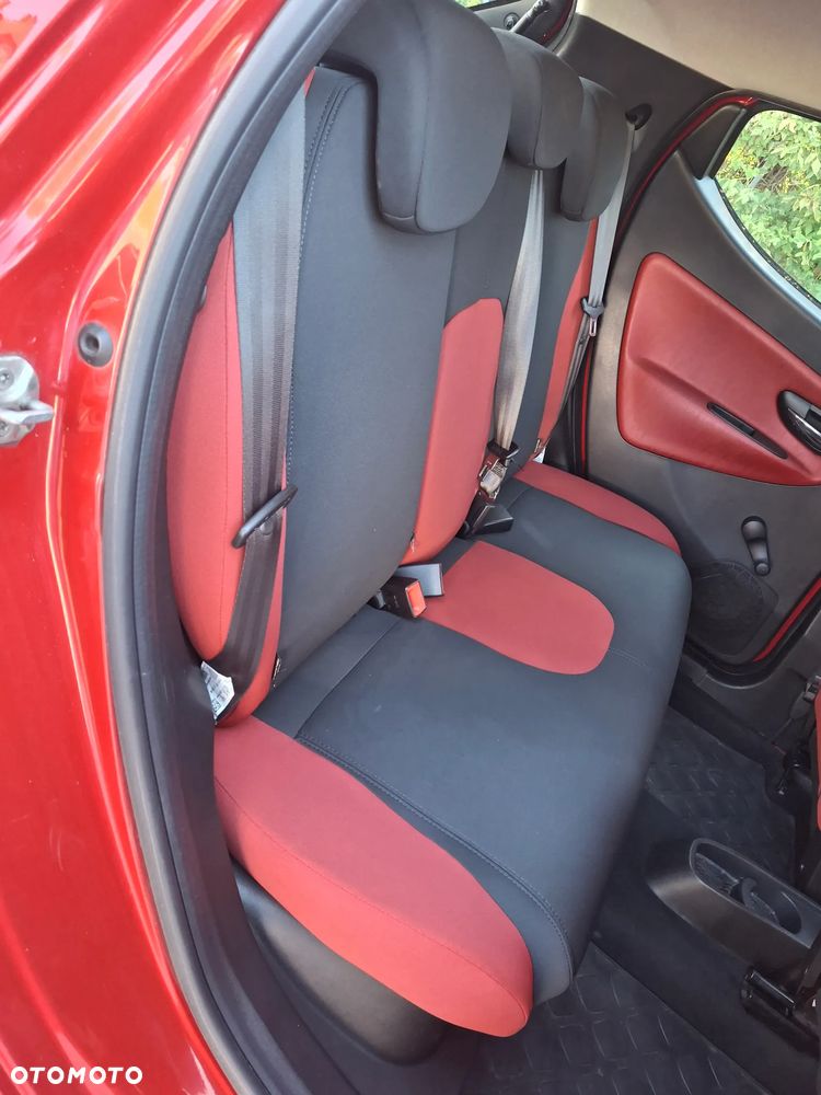 Lancia Ypsilon - 7