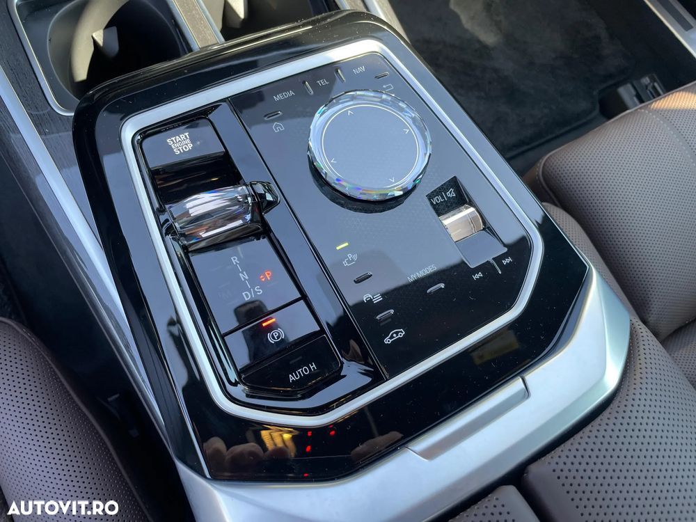 BMW Seria 7 - 10