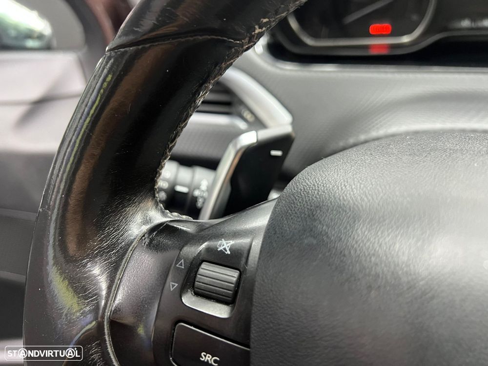 Peugeot 2008 1.6 e-HDi Allure 2-Tronic - 15