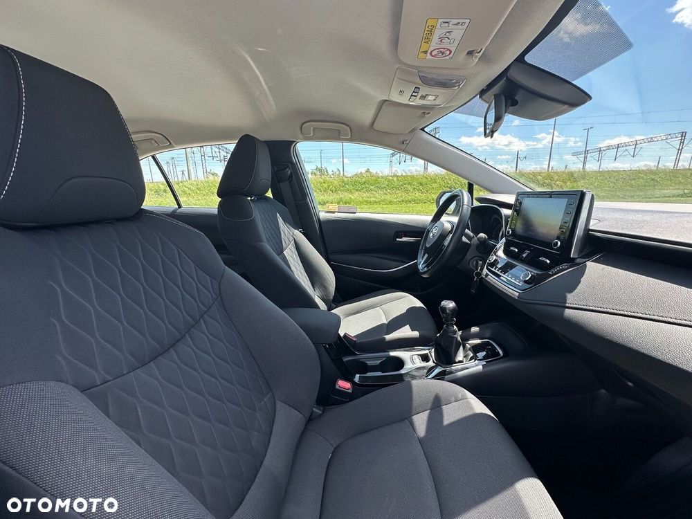 Toyota Corolla - 17