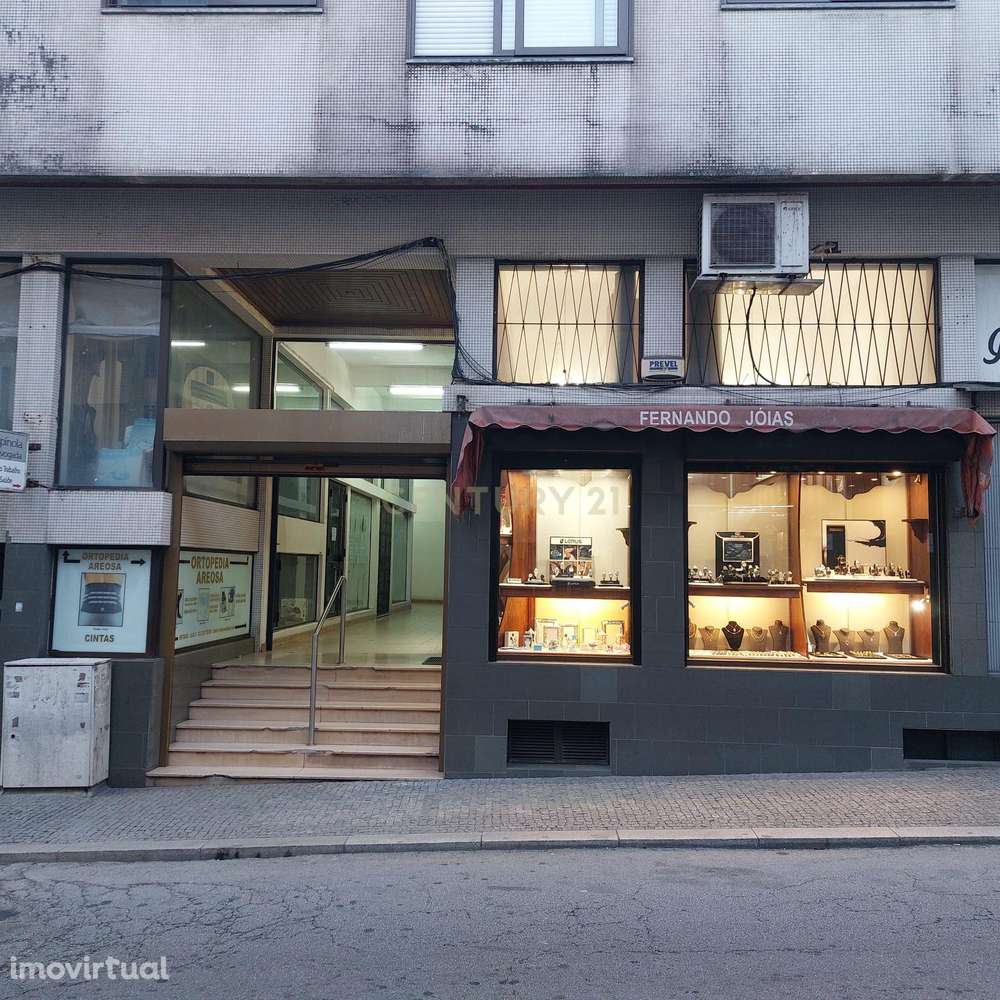 Trespasse de Loja de Ourivesaria – Centro Comercial Areosa - Grande imagem: 5/9