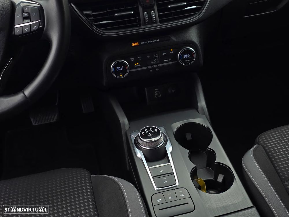 Ford Focus 1.5 TDCi ECOBlue Business Aut. - 9