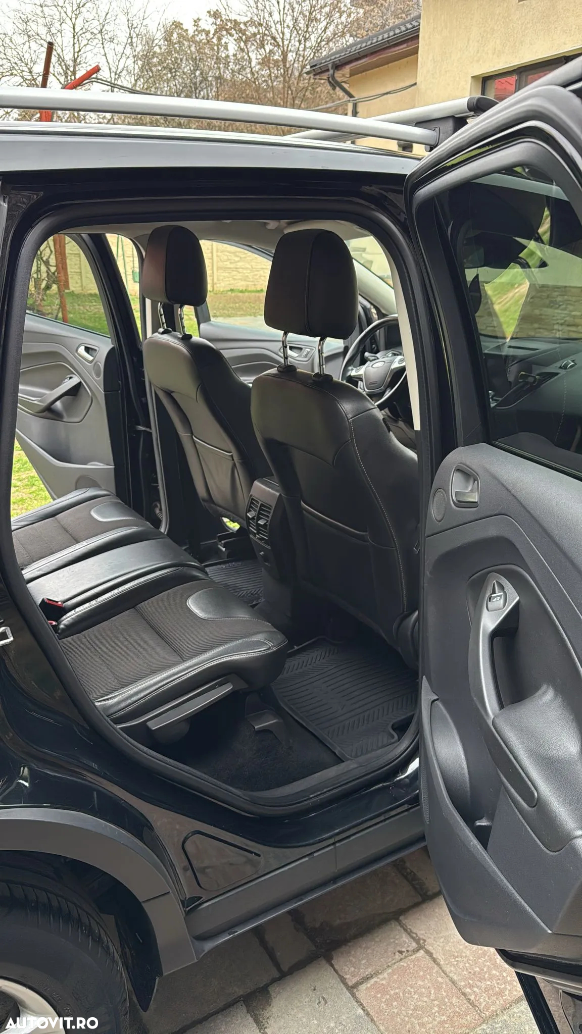 Ford Kuga - 9