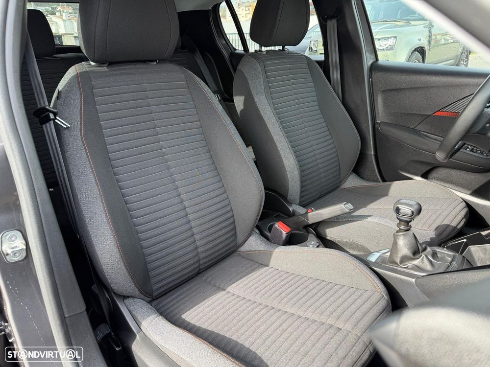 Peugeot 208 1.2 PureTech Allure - 16