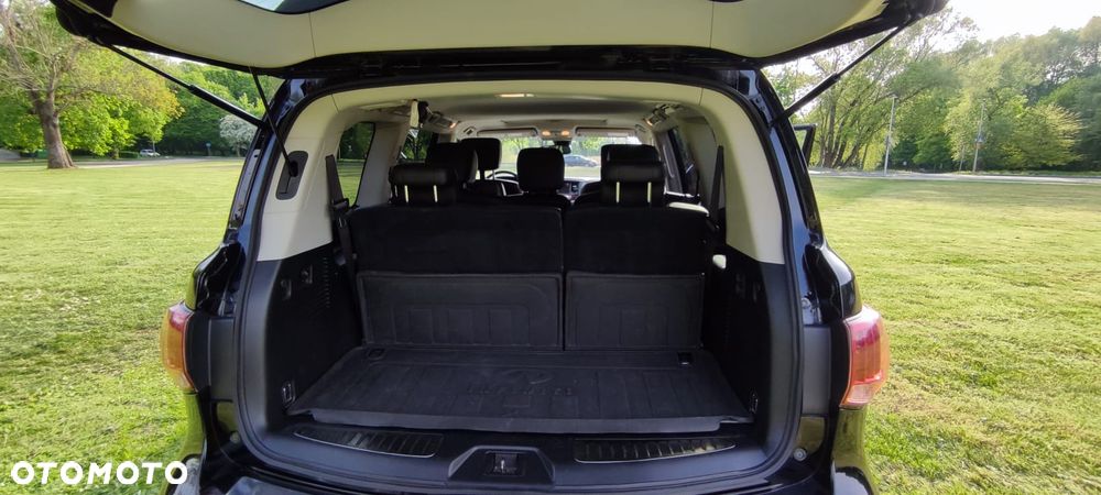 Infiniti QX80 - 13