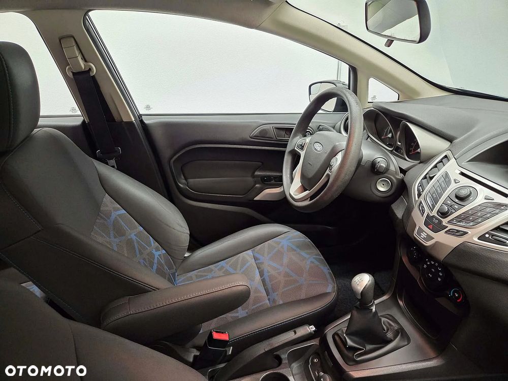 Ford Fiesta 1.6 Ti-VCT Titanium - 13