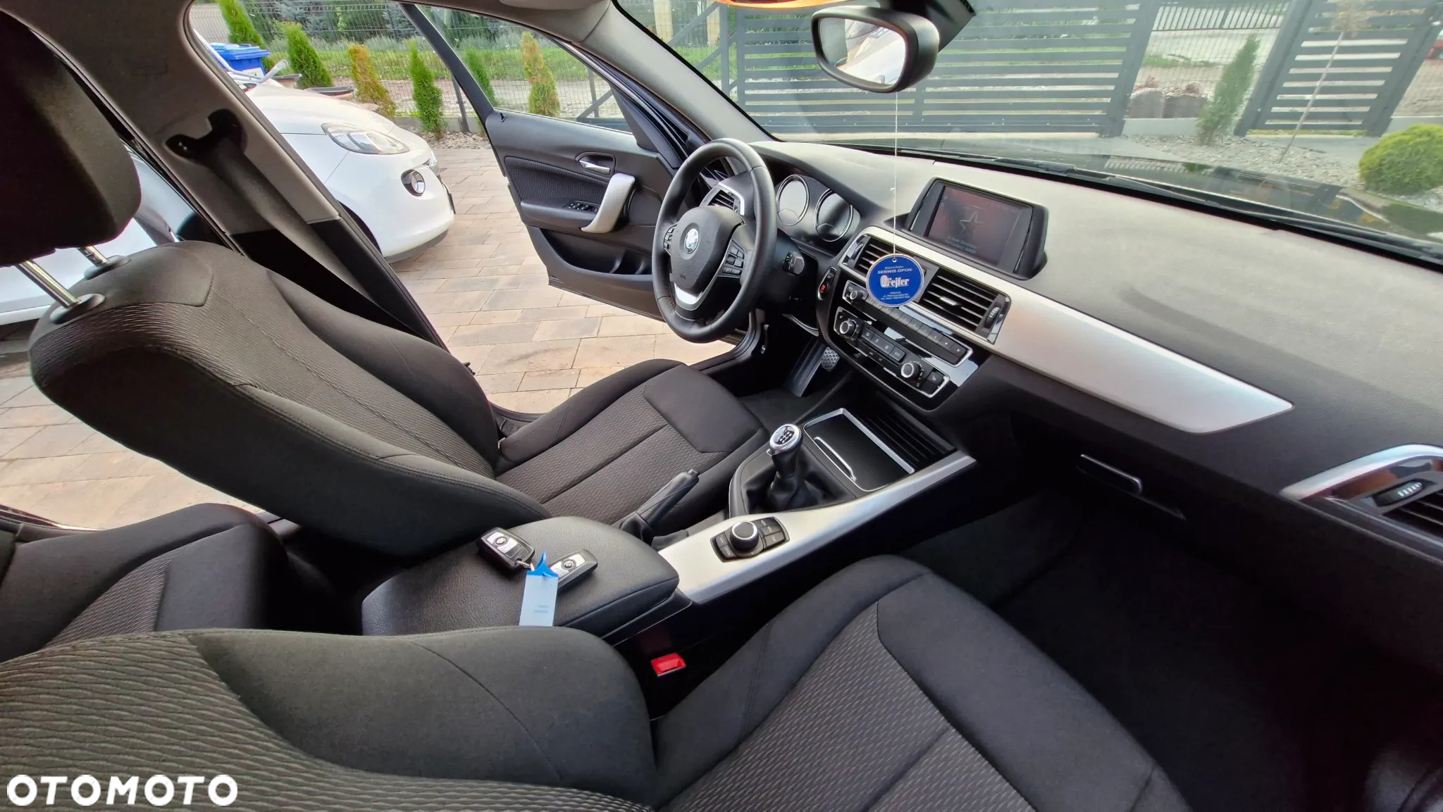BMW Seria 1 118i - 10
