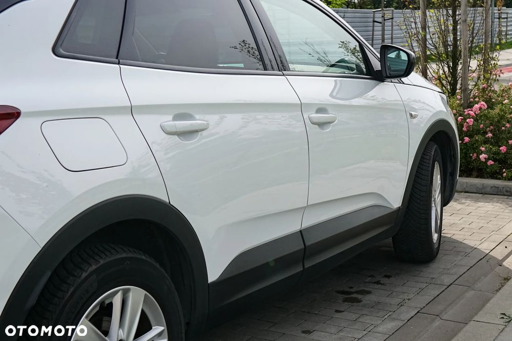 Opel Grandland X - 17