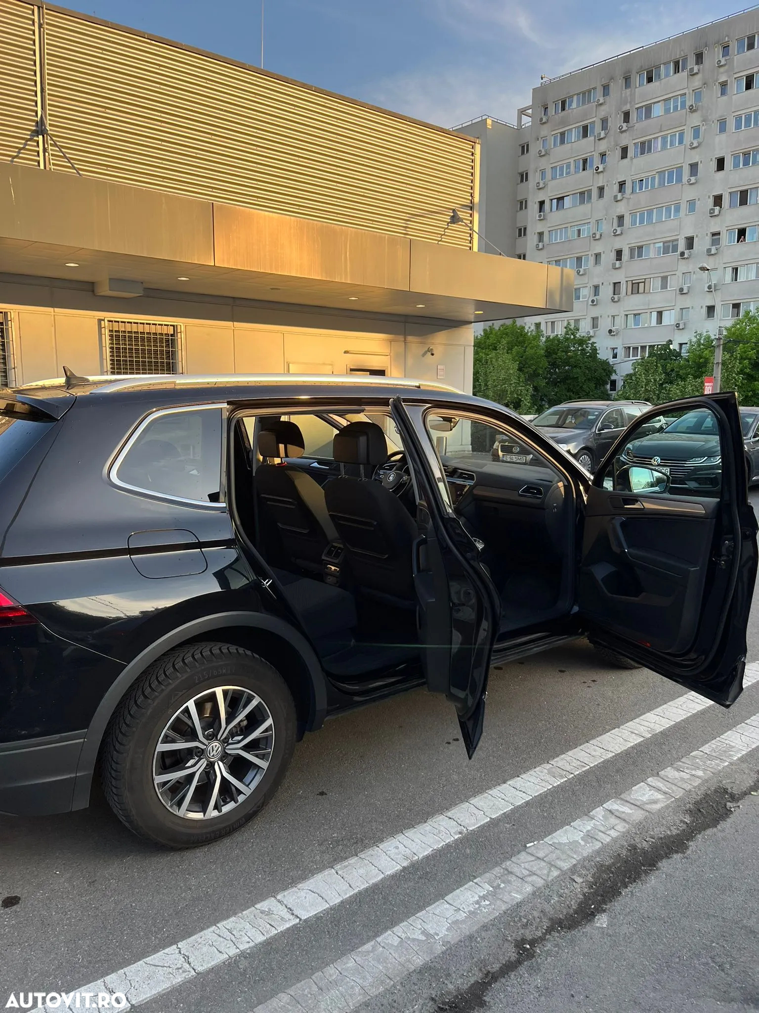 Volkswagen Tiguan Allspace 1.5 TSI OPF DSG Comfortline - 6