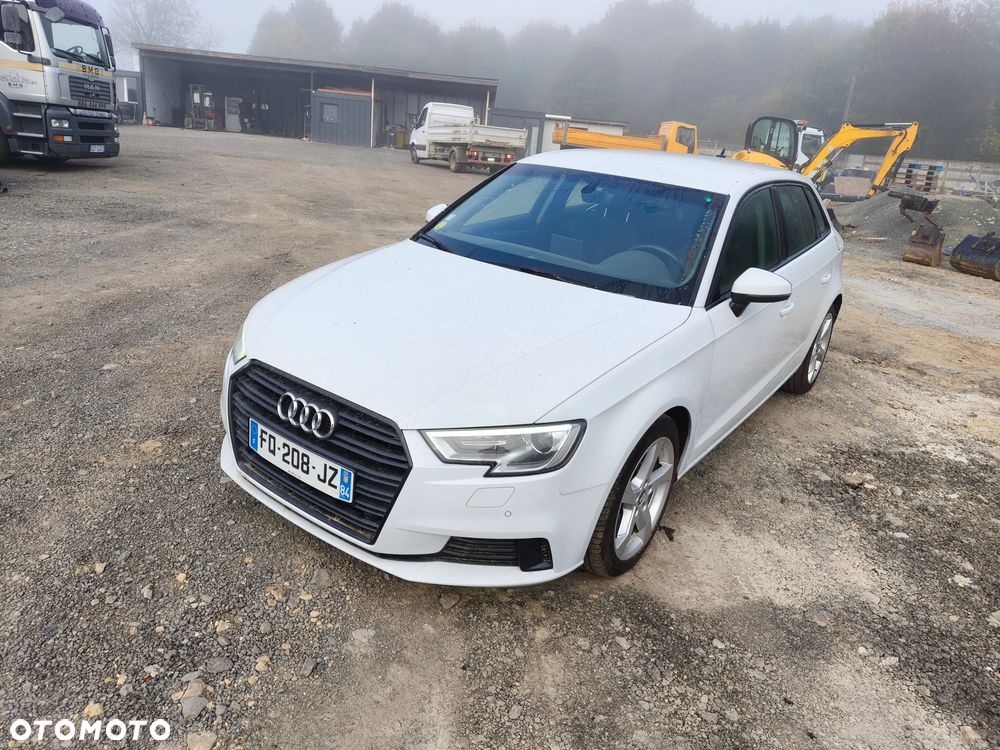 Audi A3 Sportback - 4