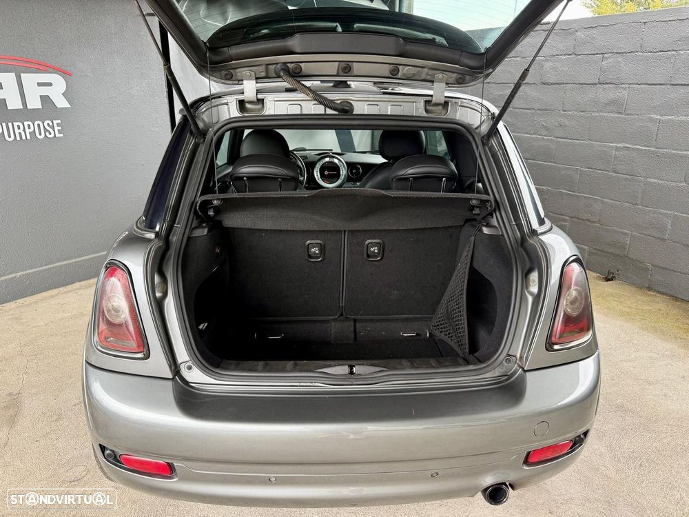 MINI 3 Portas Cooper D - 7