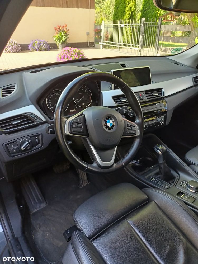 BMW X1 xDrive20i - 13