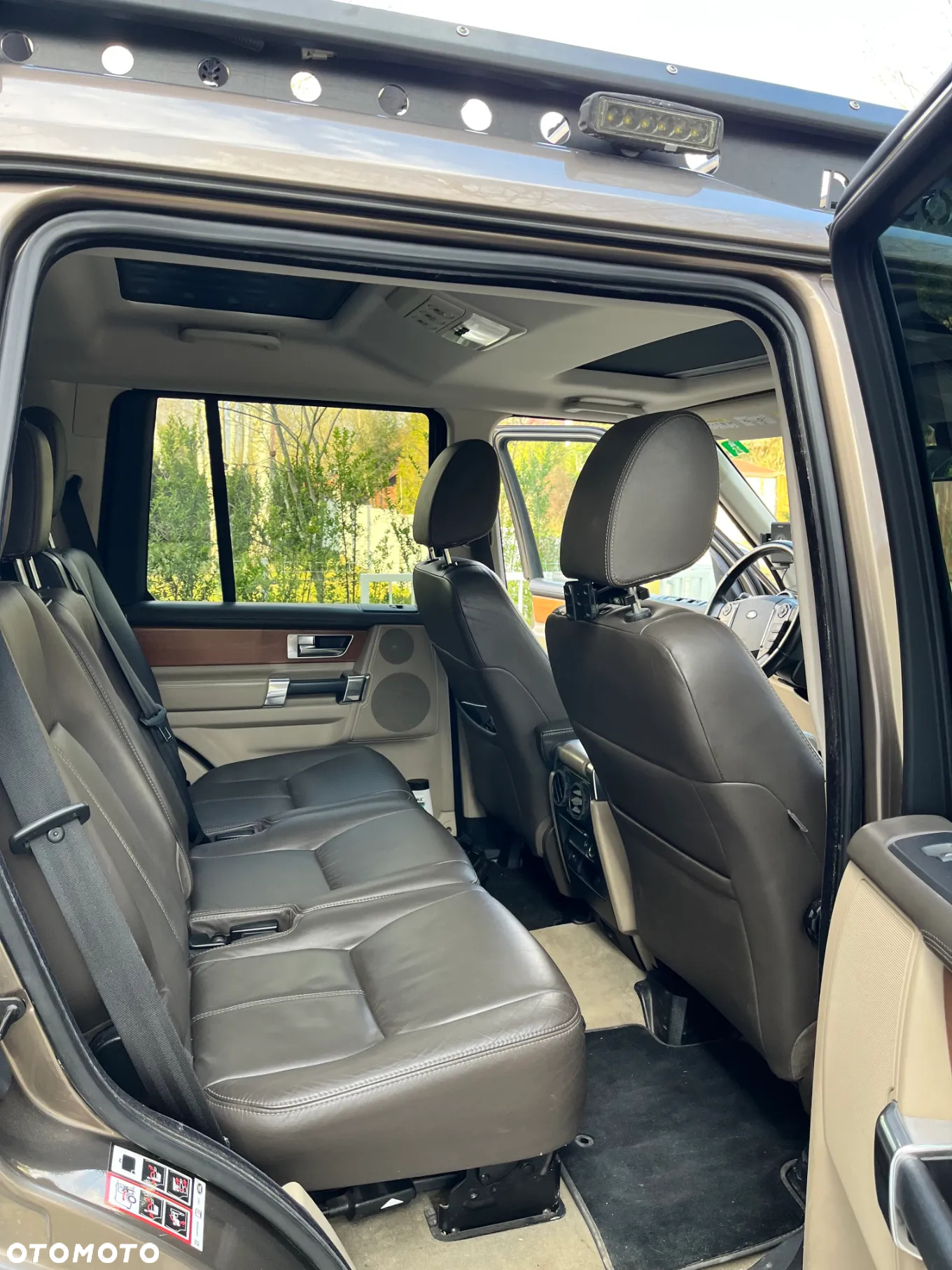 Land Rover Discovery IV 3.0SD V6 HSE - 26