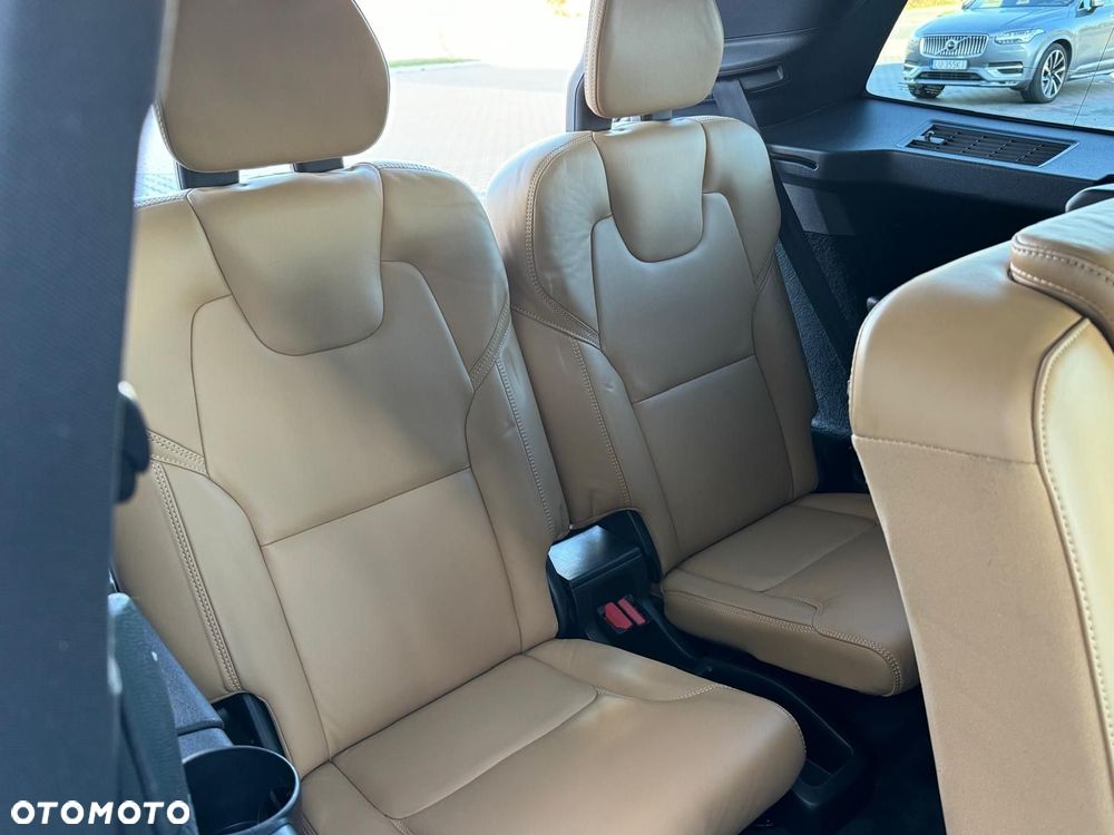 Volvo XC 90 D5 AWD Inscription 7os - 21