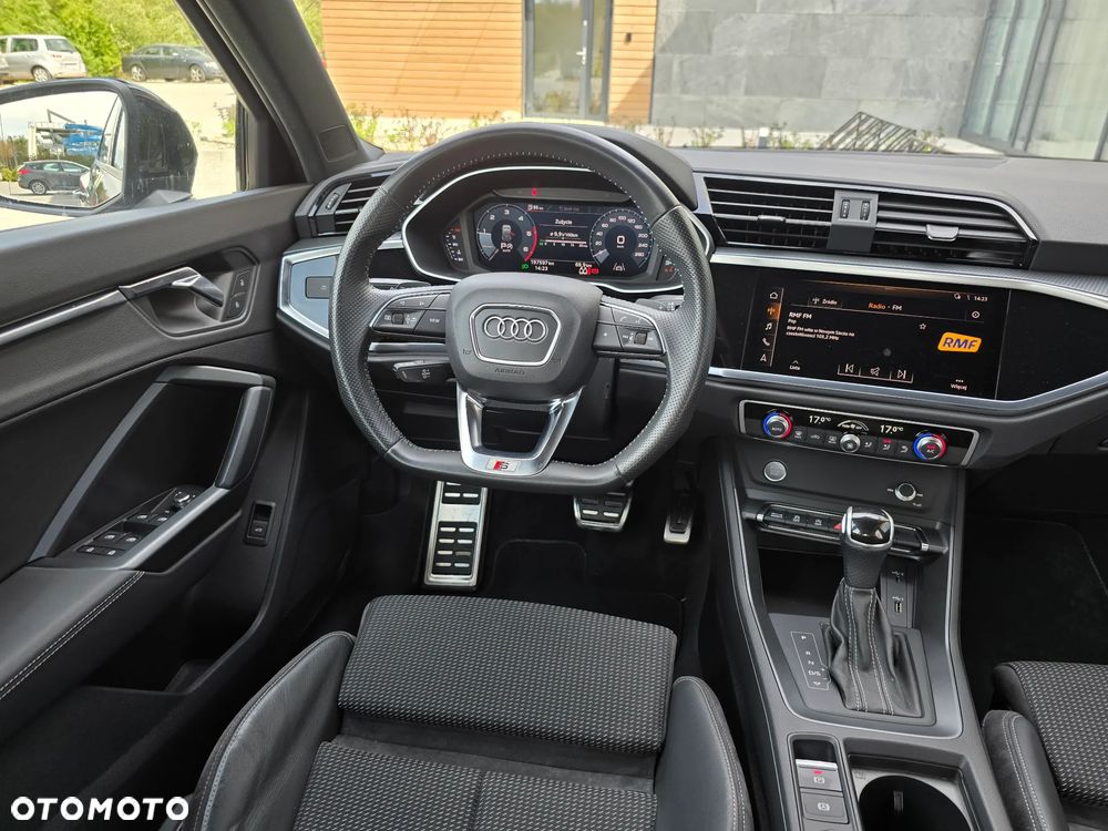 Audi Q3 35 TDI S tronic S line - 40