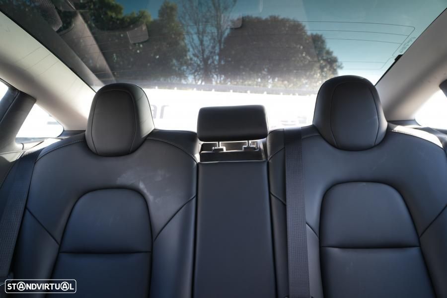 Tesla Model 3 Long Range Tração Traseira - 11