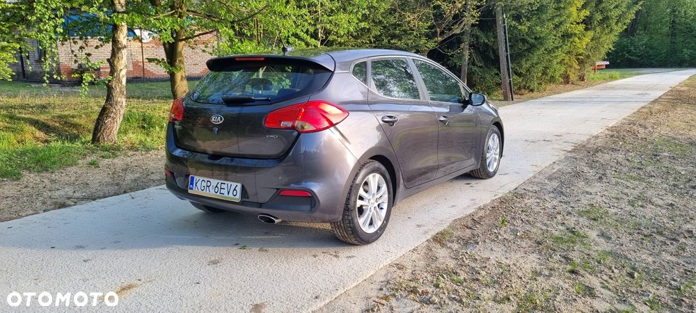 Kia Ceed - 6