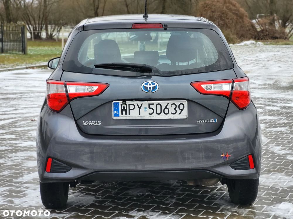 Toyota Yaris - 16