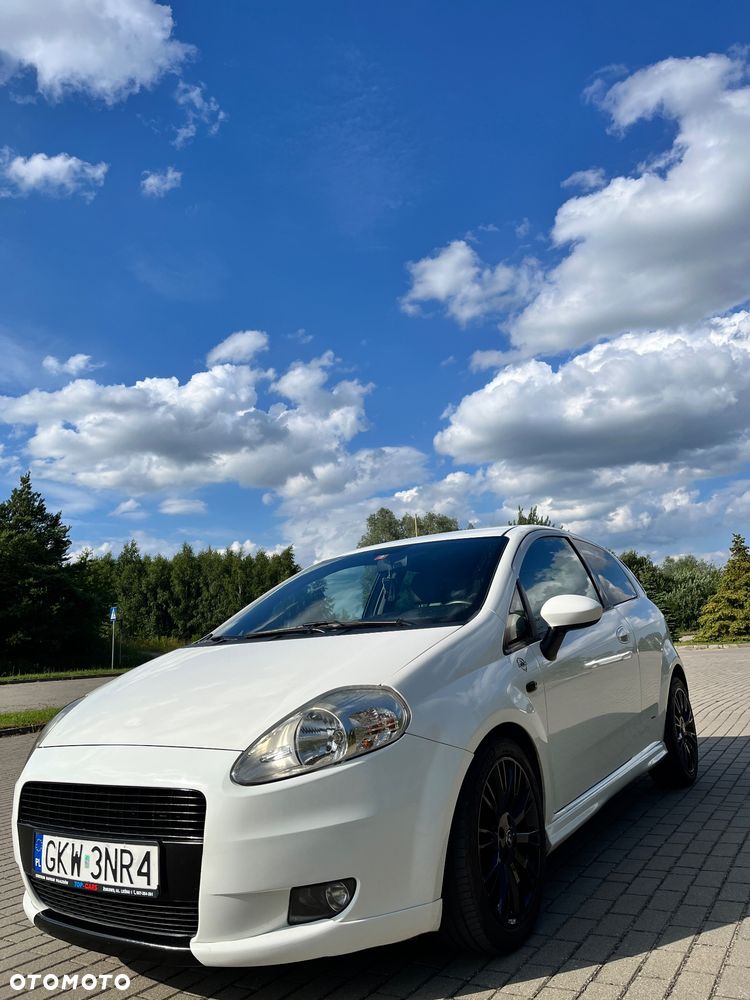 Fiat Grande Punto - 2