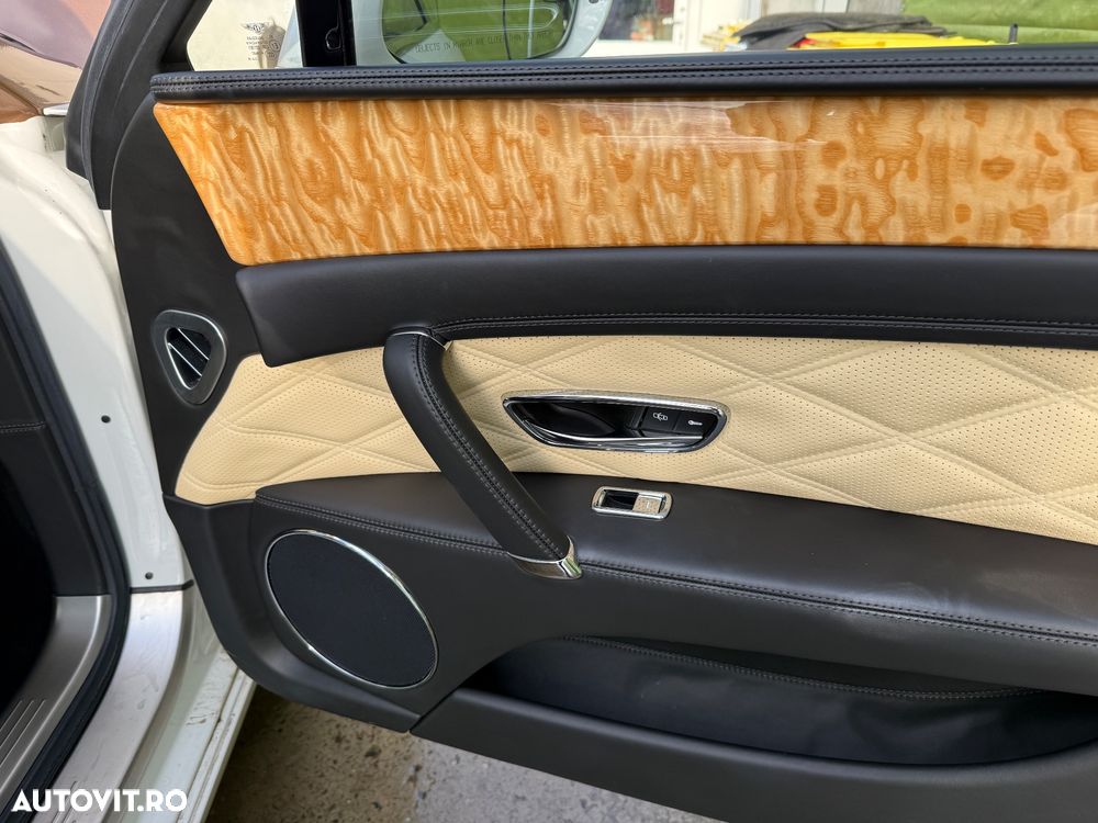 Bentley Flying Spur V8 Mulliner - 10