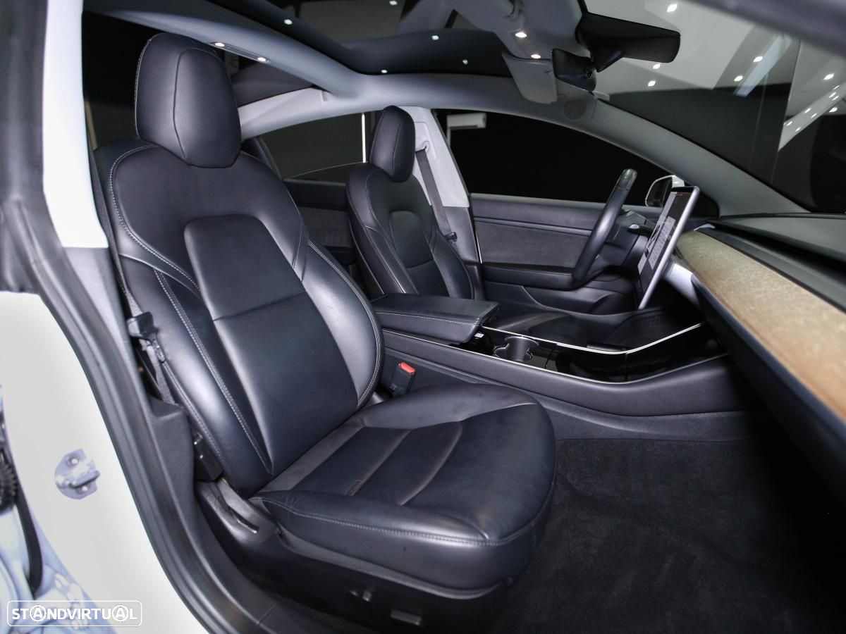 Tesla Model 3 Long-Range RWD - 9