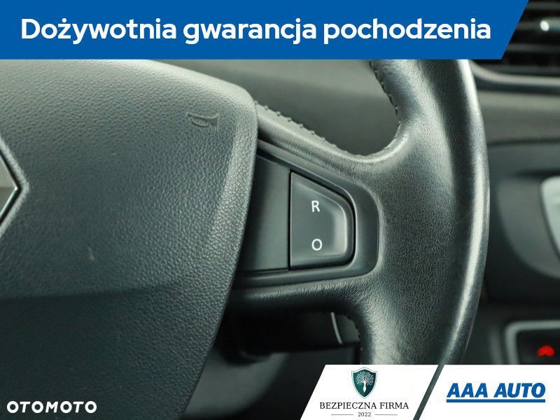 Renault Grand Scenic - 21